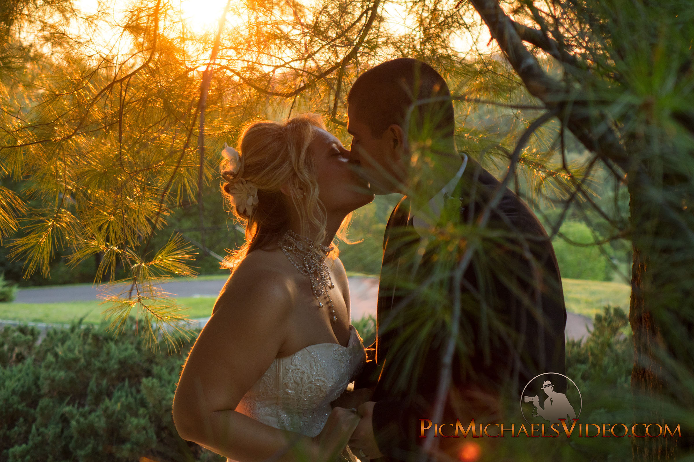 Romantic Sunset Kiss By Melisky